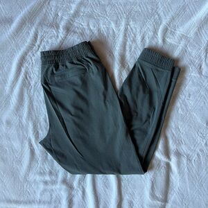 Lululemon Men’s Lightweight Performance Joggers | Green